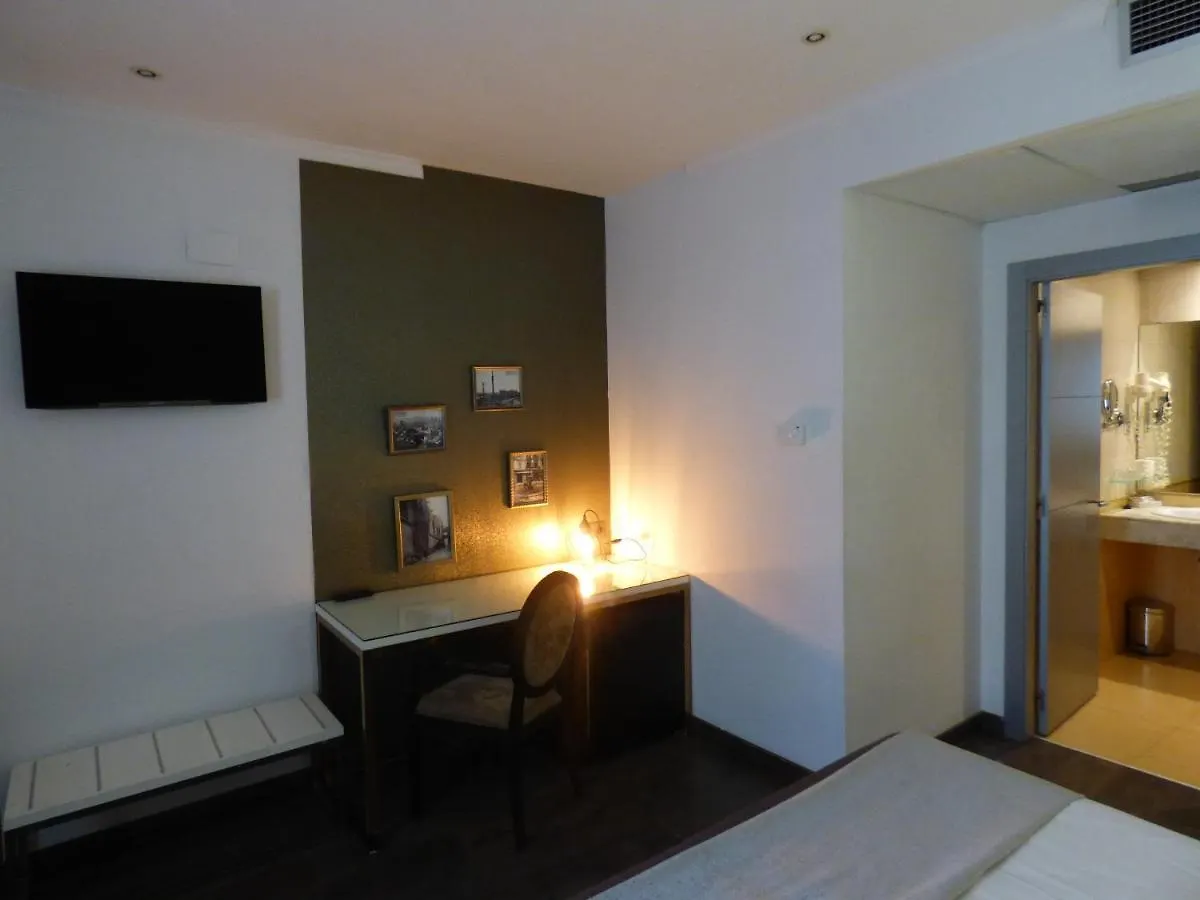 Moderno Hotel Barcelona