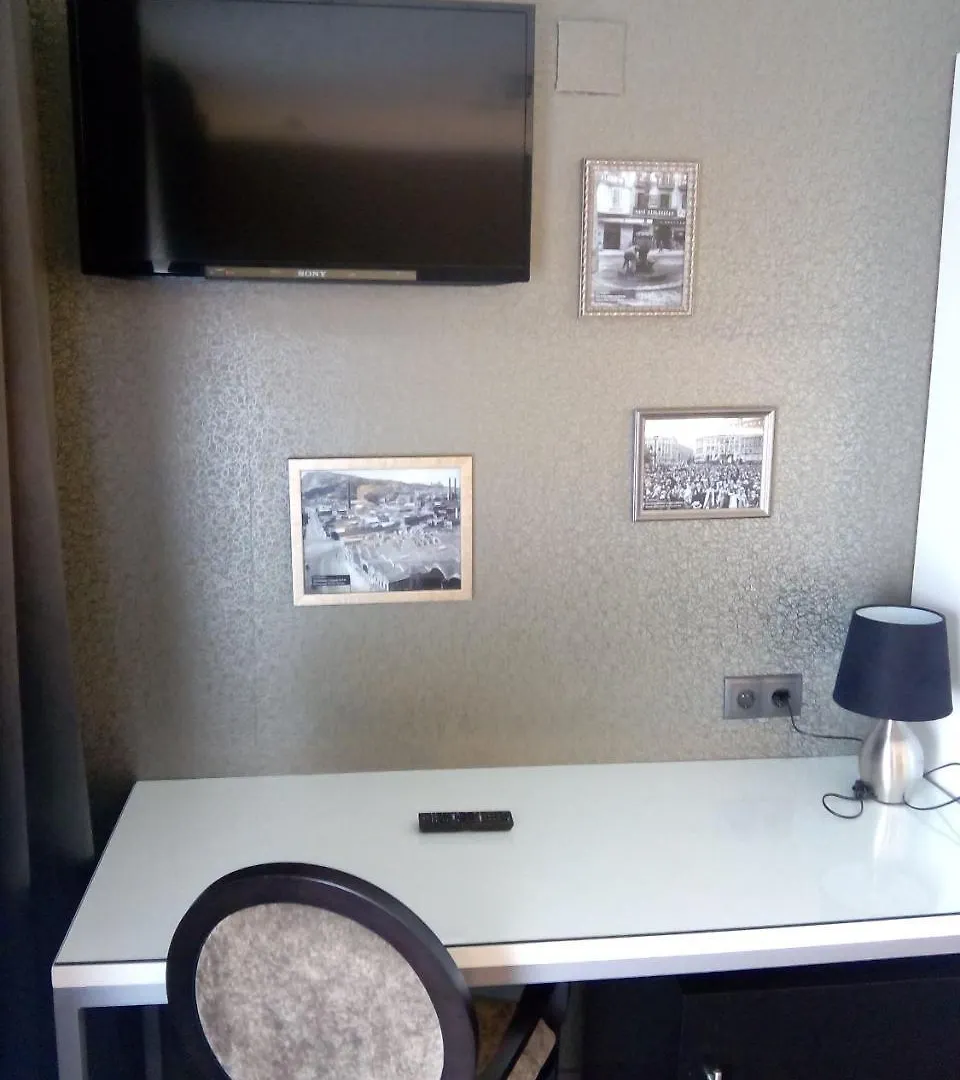 Moderno Otel Barselona
